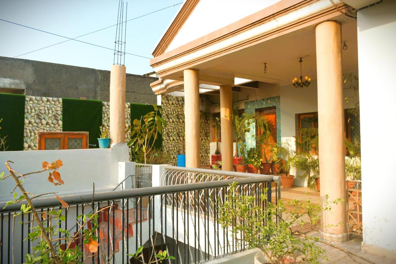 Malaiya Homestay - Grandeur Living Experience Jabalpur Extérieur photo